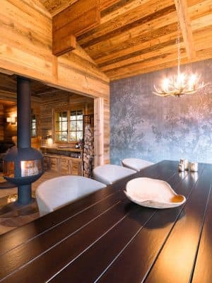 Alpine Log Cabin - Dining Room Area